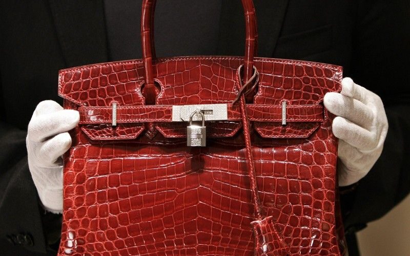 Hermès Exceptional Collection Shiny Rouge H Of Sea Crocodile Leather