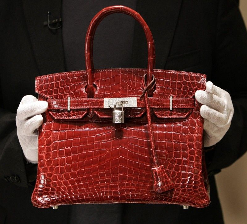 Hermès Exceptional Collection Shiny Rouge H Of Sea Crocodile Leather 