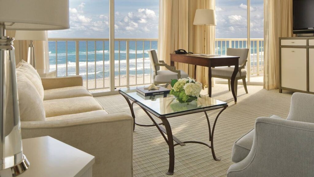 Palm Beach Four Seasons Hotel Room